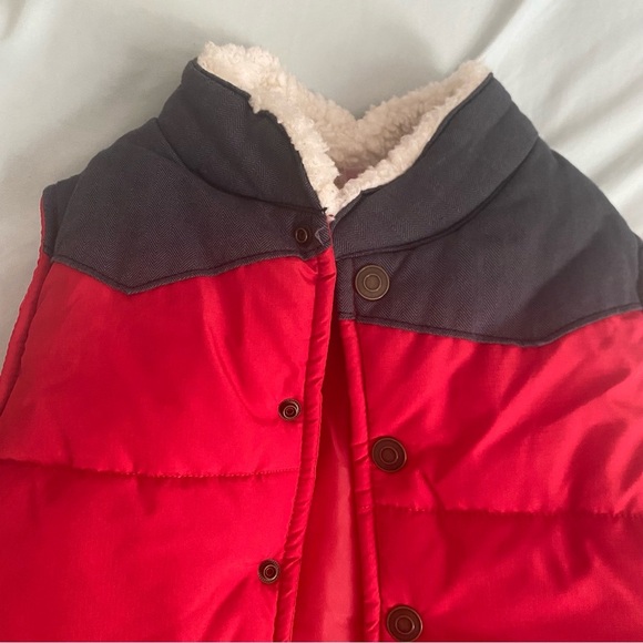 Carter’s Sherpa Puffer Vest - Picture 2 of 4
